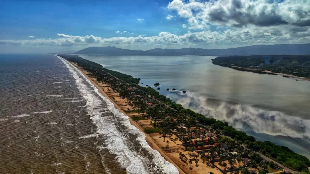 Istmo Caribe - Turismo.